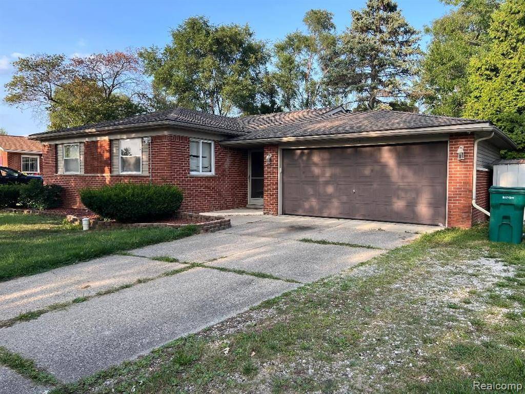 Romulus, MI 48174,9829 GARY Street
