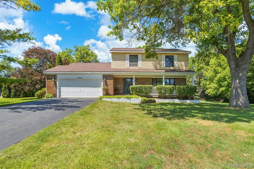 South Lyon, MI 48178,10958 AQUA Lane