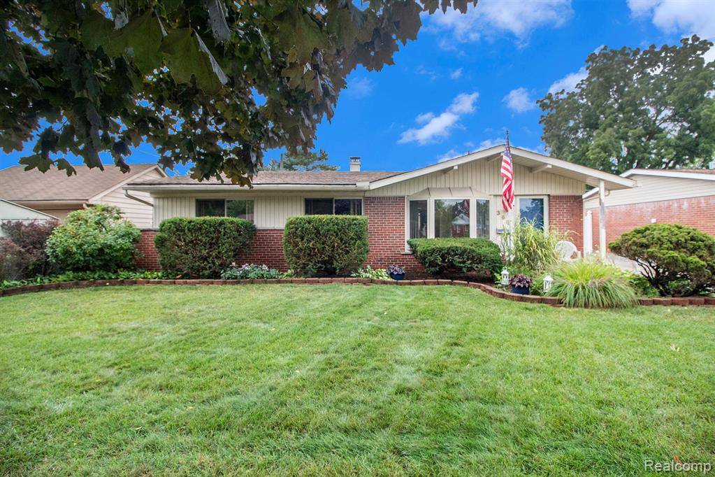 Westland, MI 48186,368 S DOBSON Street