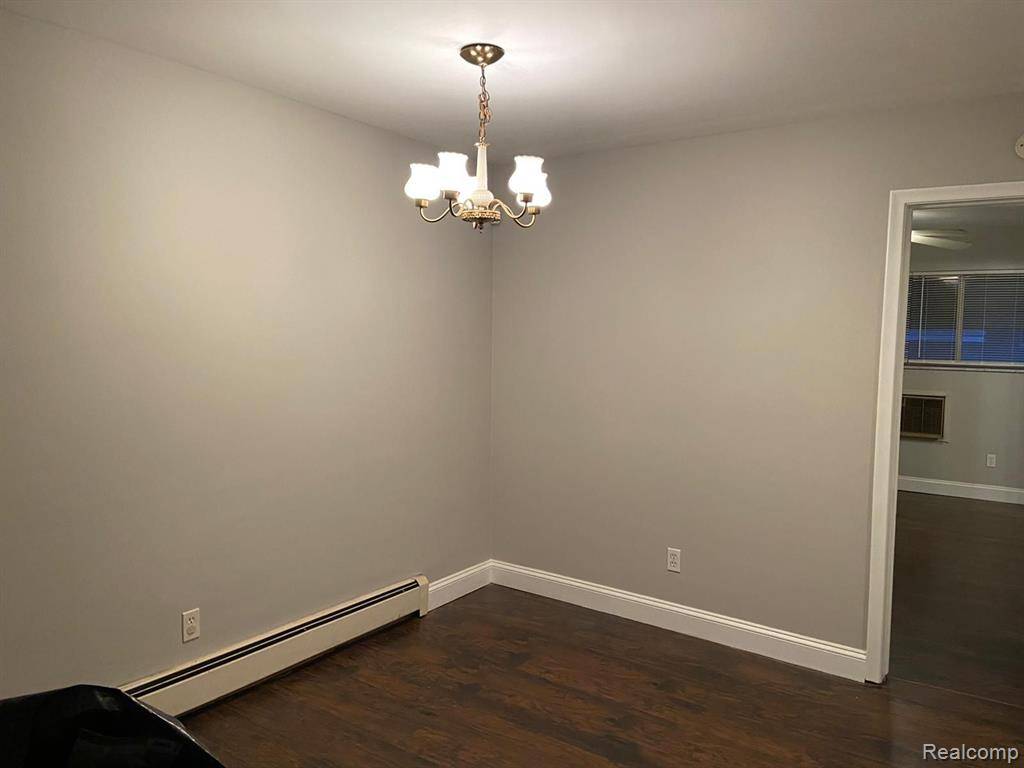 Detroit, MI 48219,17161 Redford Street 203