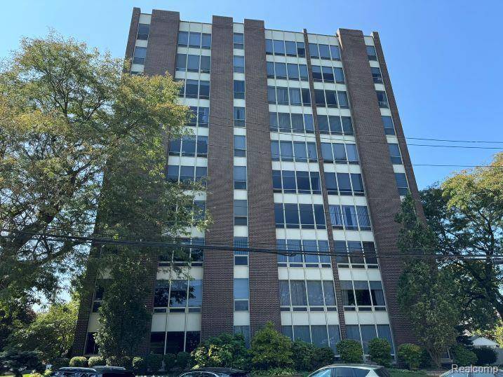 Wyandotte, MI 48192,20 CHESTNUT Street 202