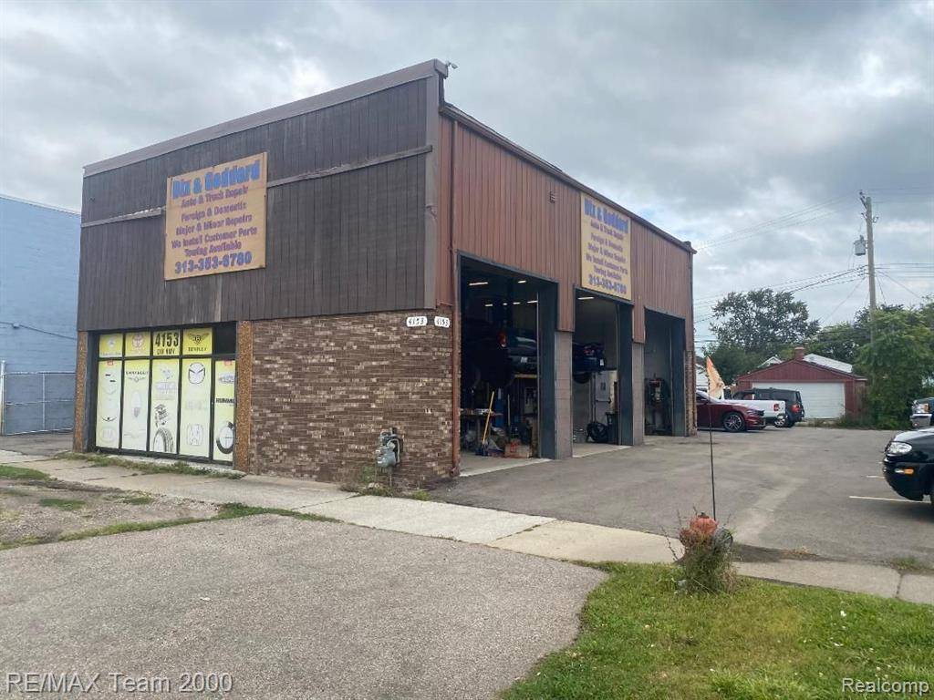 Lincoln Park, MI 48146,4153 DIX