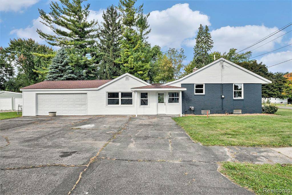 Burton, MI 48509,5344 LAPEER Road
