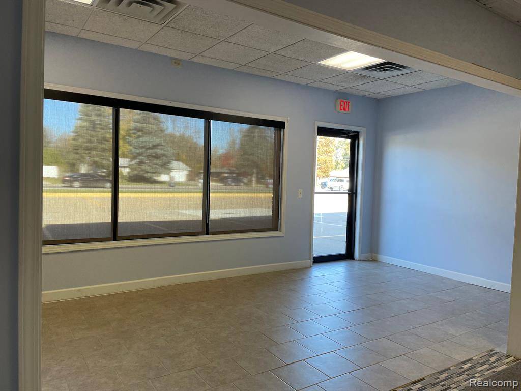 Shelby Twp, MI 48316,5100-5102 23 MILE Road