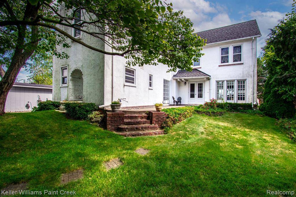 St. Clair Shores, MI 48082,33300 JEFFERSON Avenue