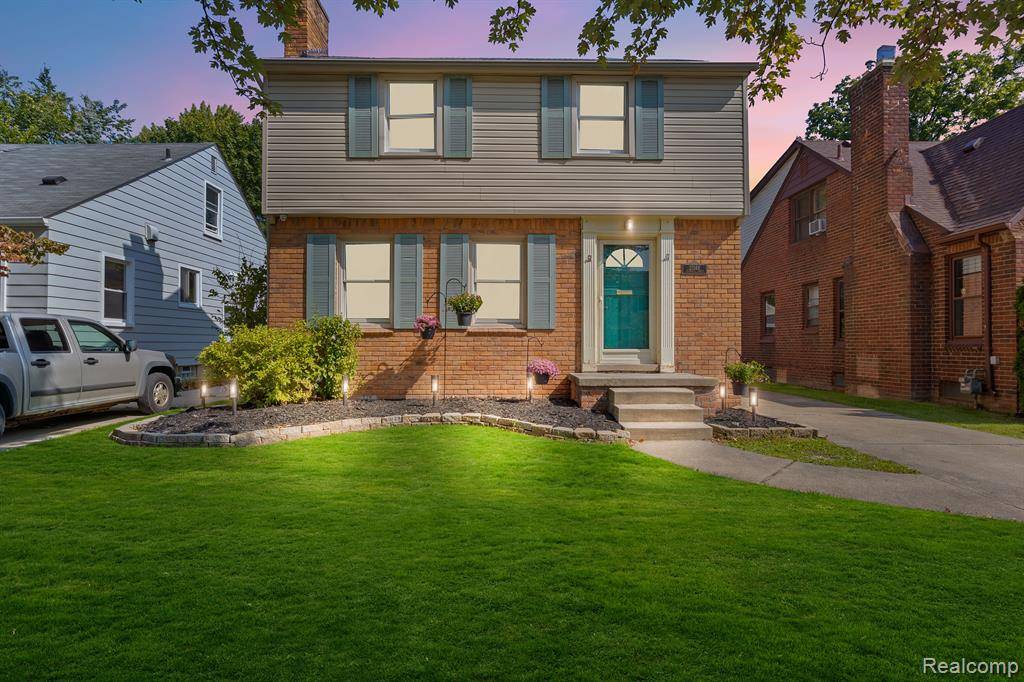 Dearborn, MI 48128,23148 CROMWELL Street