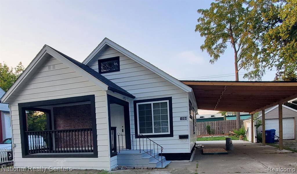 Waterford Twp, MI 48328,Address not disclosed