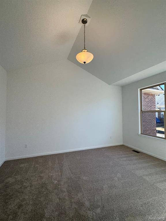 Macomb Twp, MI 48044,20840 BURN Drive 47