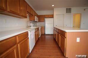Troy, MI 48084,1405 RALIEGH