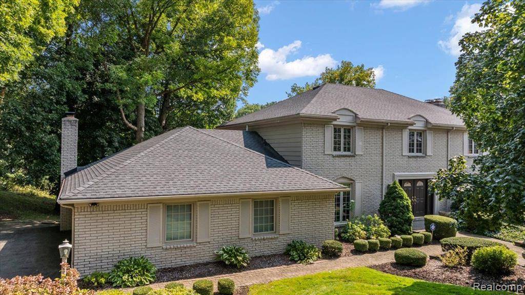 Bloomfield Twp, MI 48302,4363 SUNNINGDALE Drive