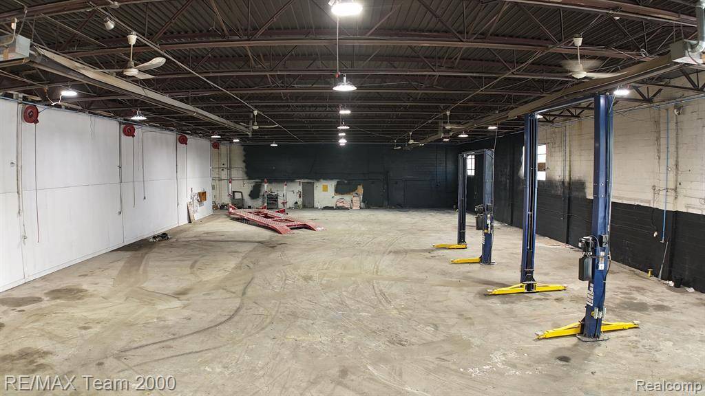 Detroit, MI 48227,14410 MEYERS Road
