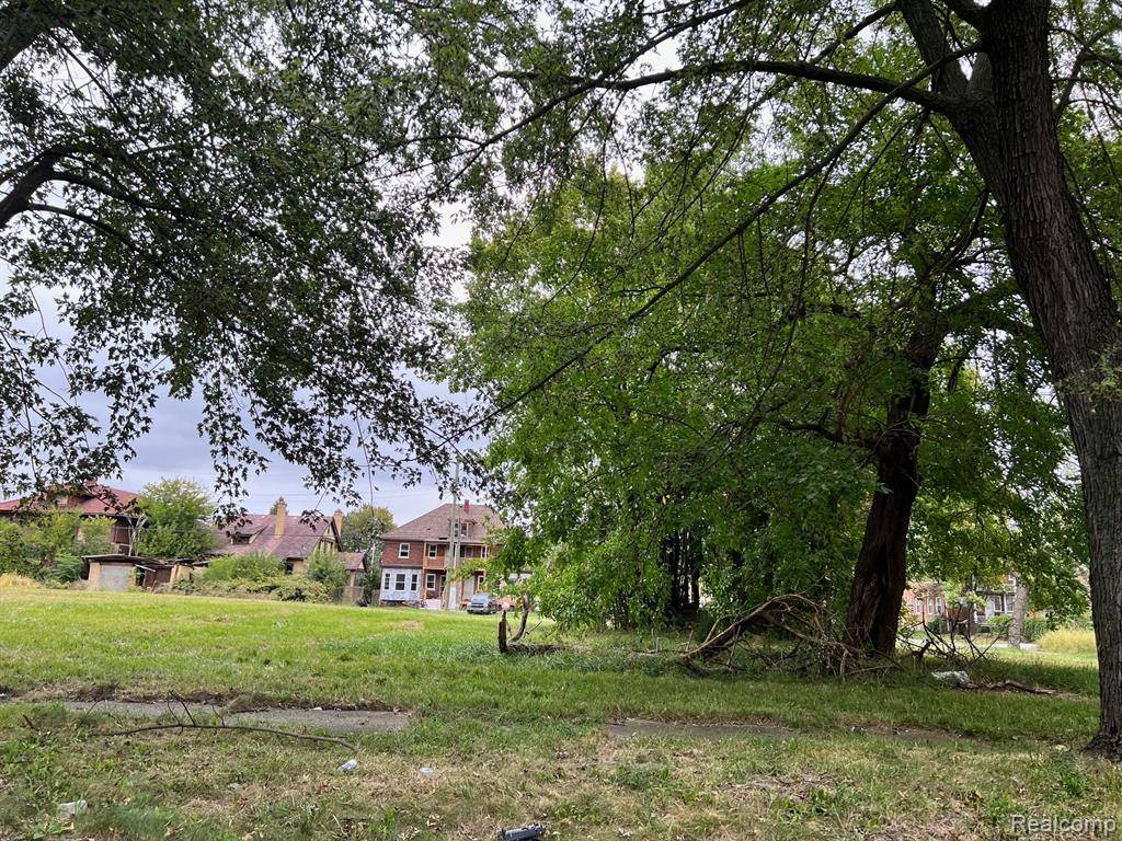 Detroit, MI 48207,4404 HELEN Street