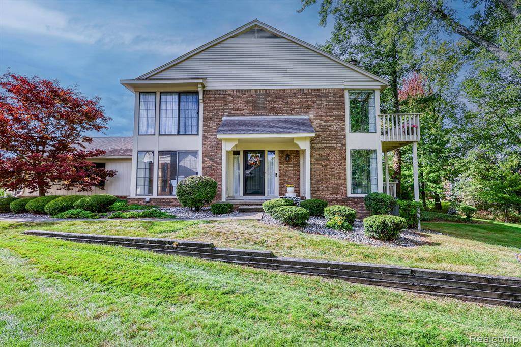 West Bloomfield Twp, MI 48322,7129 Creeks Crossing