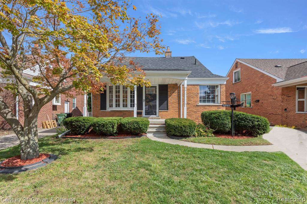 Allen Park, MI 48101,8953 BECKER Avenue