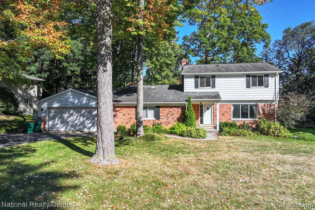 Independence Twp, MI 48346,5662 WARBLER Drive
