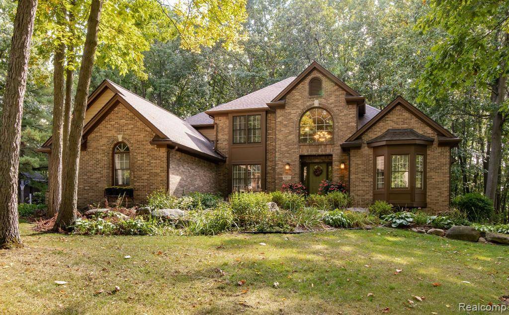 Springfield Twp, MI 48350,9871 CREEKWOOD Trail