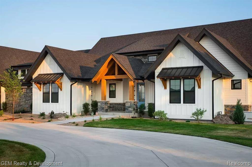 Green Oak Twp, MI 48178,64160 W 8 MILE Road