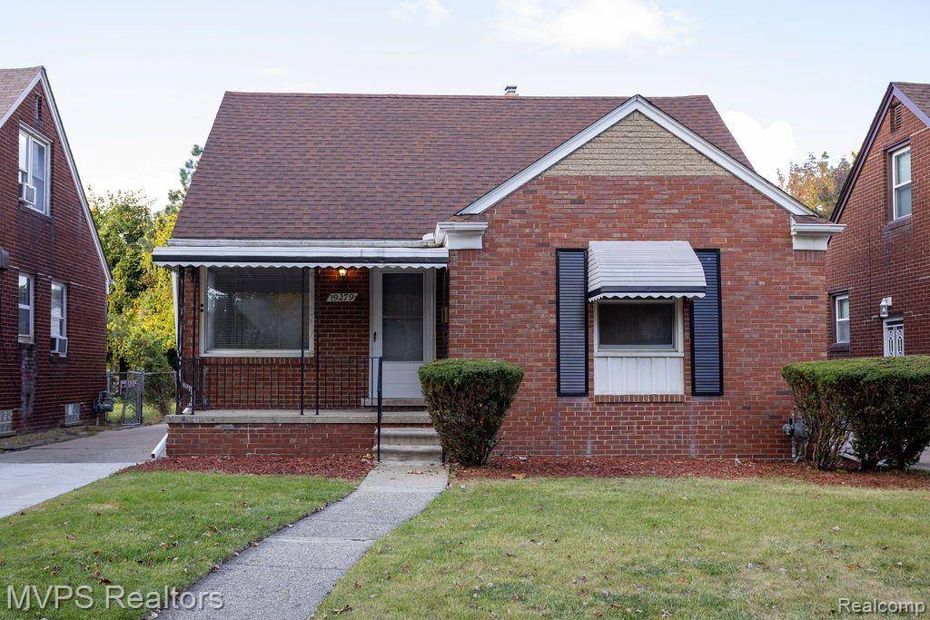 Harper Woods, MI 48225,19279 TYRONE Street