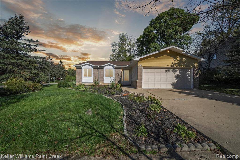 Ypsilanti Twp, MI 48197,1852 MIDVALE Avenue