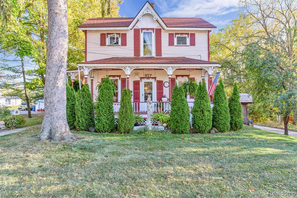 Grand Blanc, MI 48439,327 Reid Road