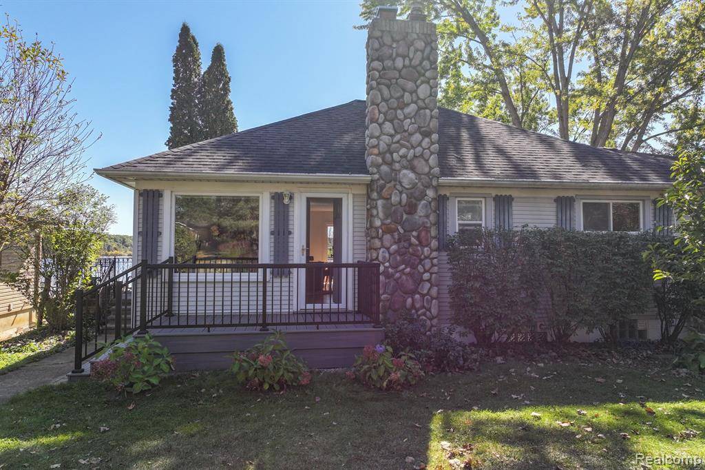 Rose Twp, MI 48442,547 BLUEWATER Drive