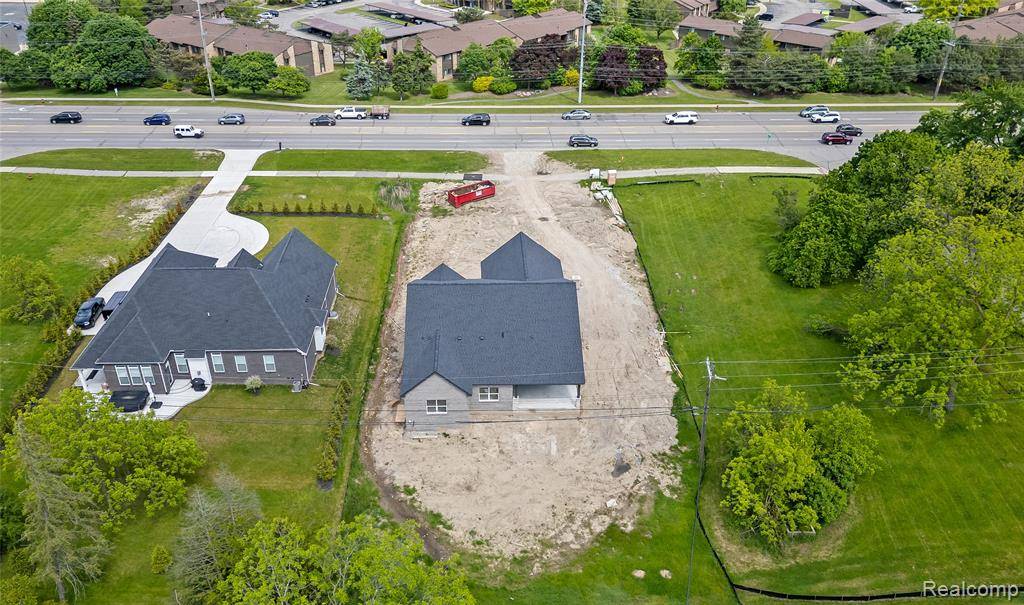 Rochester Hills, MI 48307,2198 S Rochester Rd Lot 71