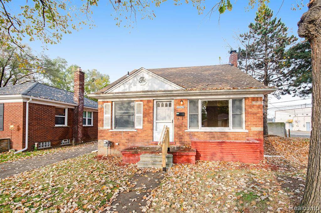 Eastpointe, MI 48021,22585 MARINE Avenue