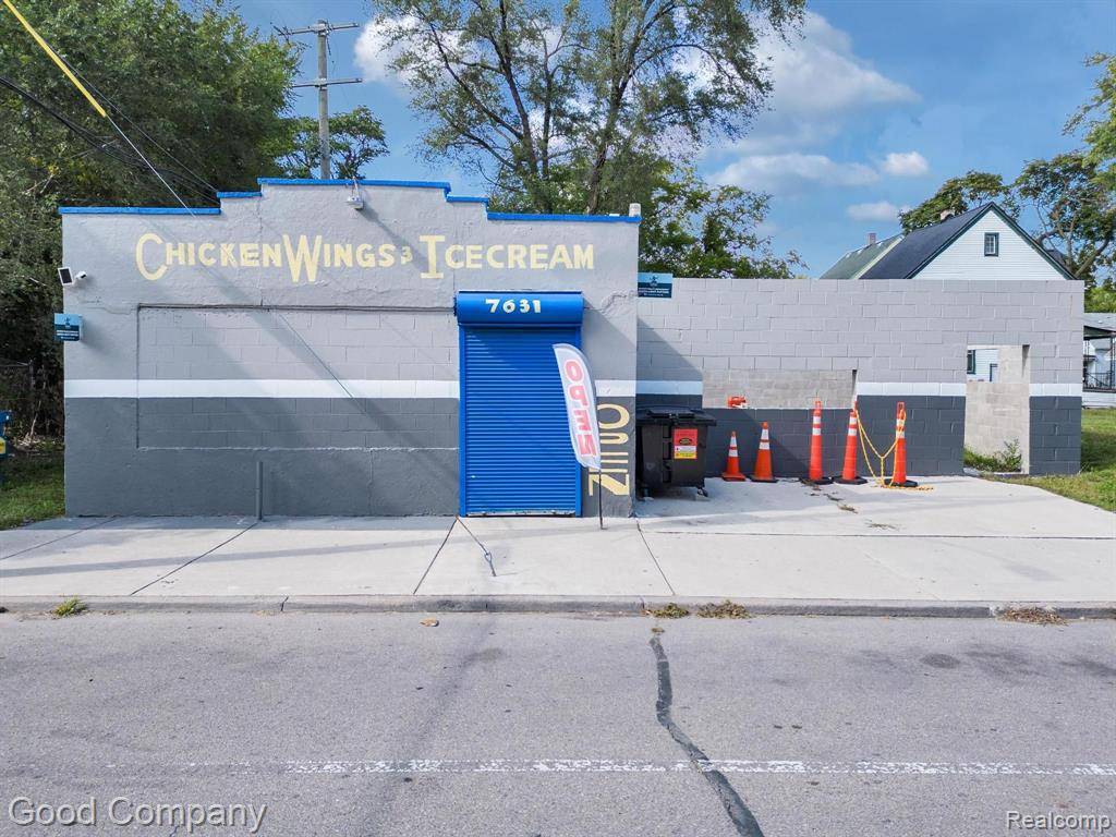 Detroit, MI 48214,7631 E WARREN Avenue