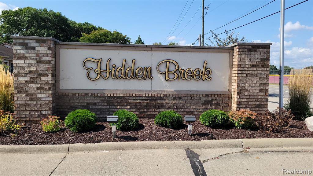 Clinton Twp, MI 48038,42229 SPRUCE Lane