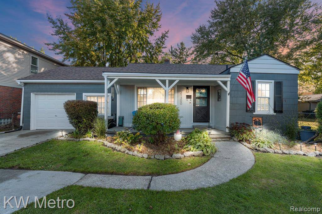 St. Clair Shores, MI 48081,21300 BAYSIDE Street