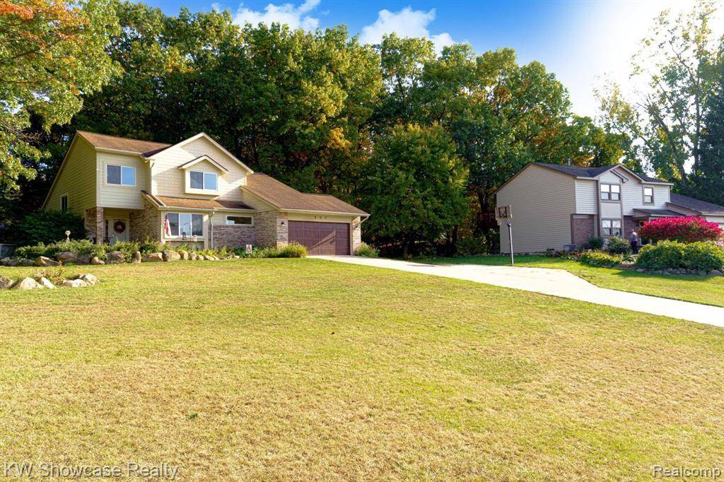 White Lake Twp, MI 48386,307 ROSARIO Lane