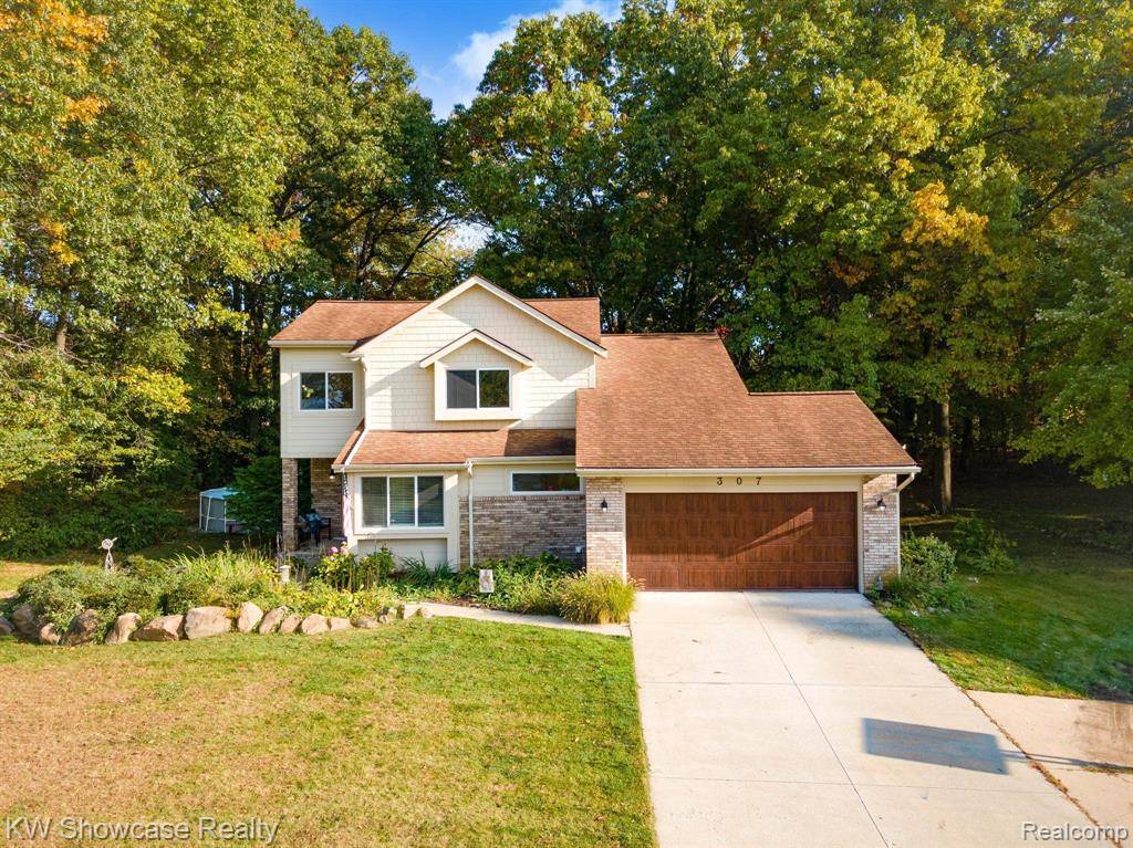 White Lake Twp, MI 48386,307 ROSARIO Lane
