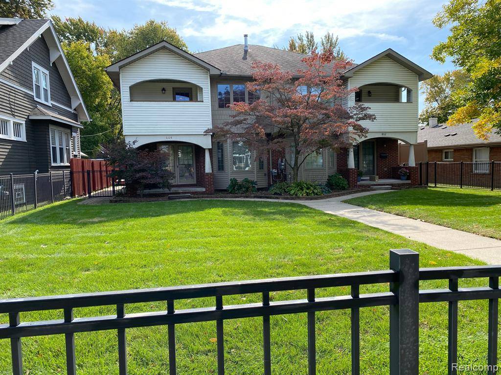 Royal Oak, MI 48067,804 E LINCOLN Avenue