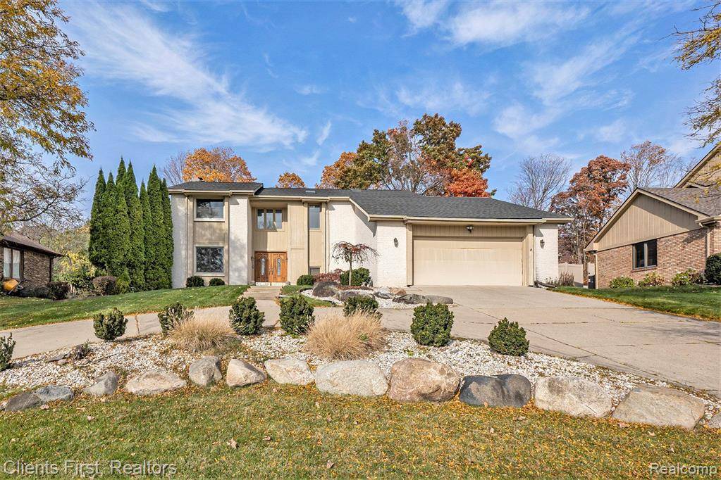 West Bloomfield Twp, MI 48322,6212 TIMBERWOOD N