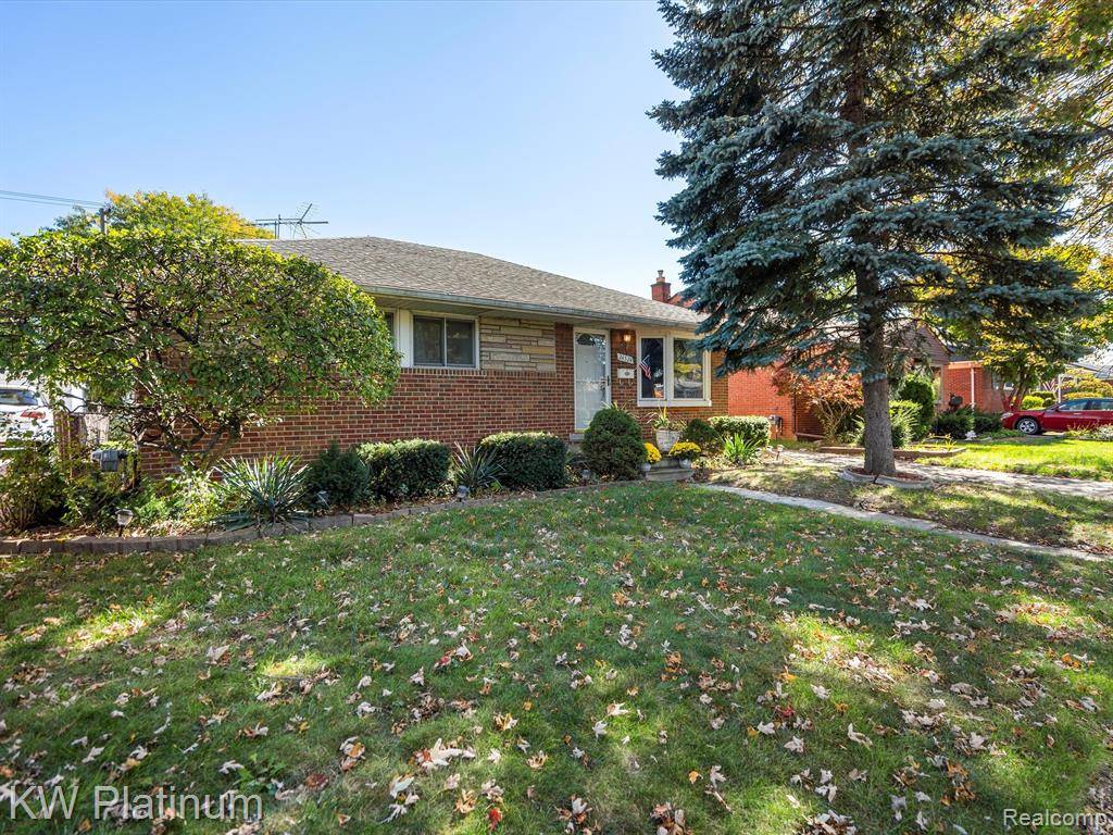 Eastpointe, MI 48021,24524 BECK Avenue