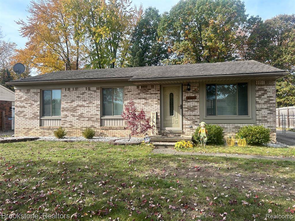 Clinton Township, MI 48038,41617 CLAYTON Street