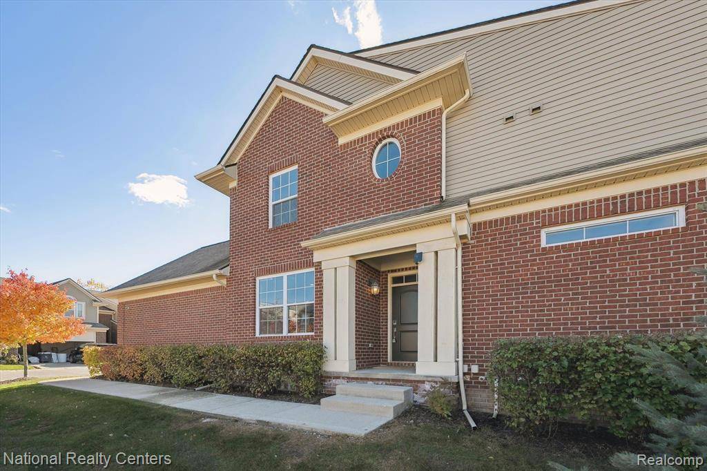 West Bloomfield Twp, MI 48322,6592 BERRY CREEK Lane