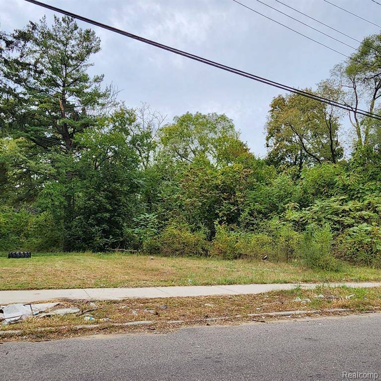 Detroit, MI 48219,17609 TRINITY Street