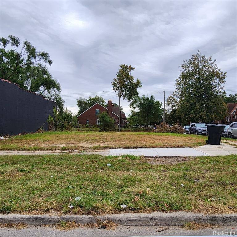 Detroit, MI 48227,12945 PURITAN Street