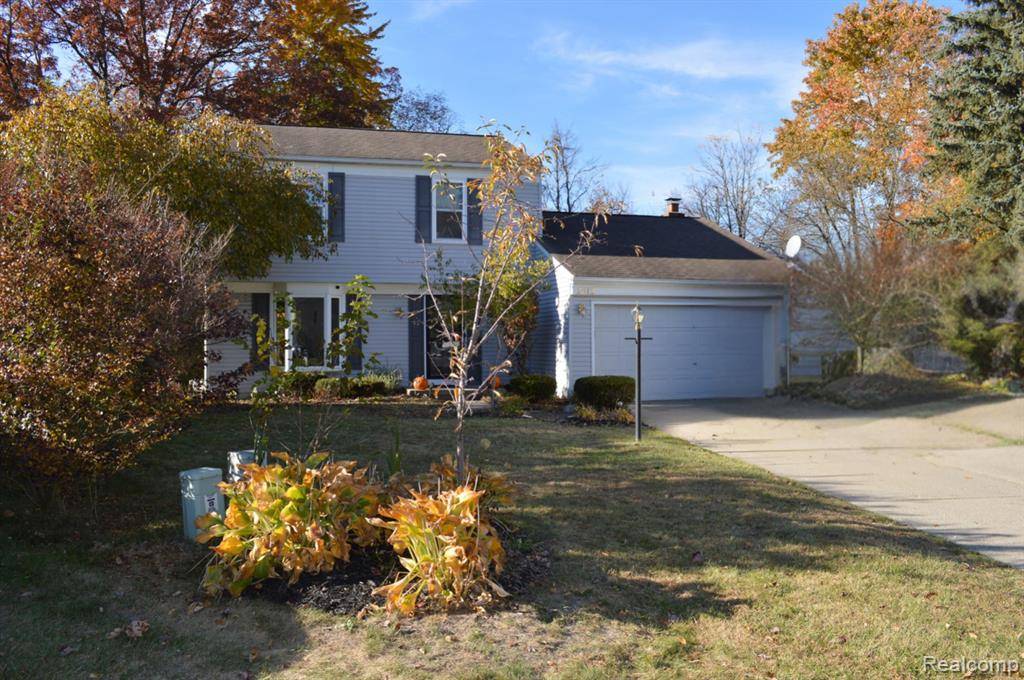 Orion Twp, MI 48360,2612 MILLCREST Court