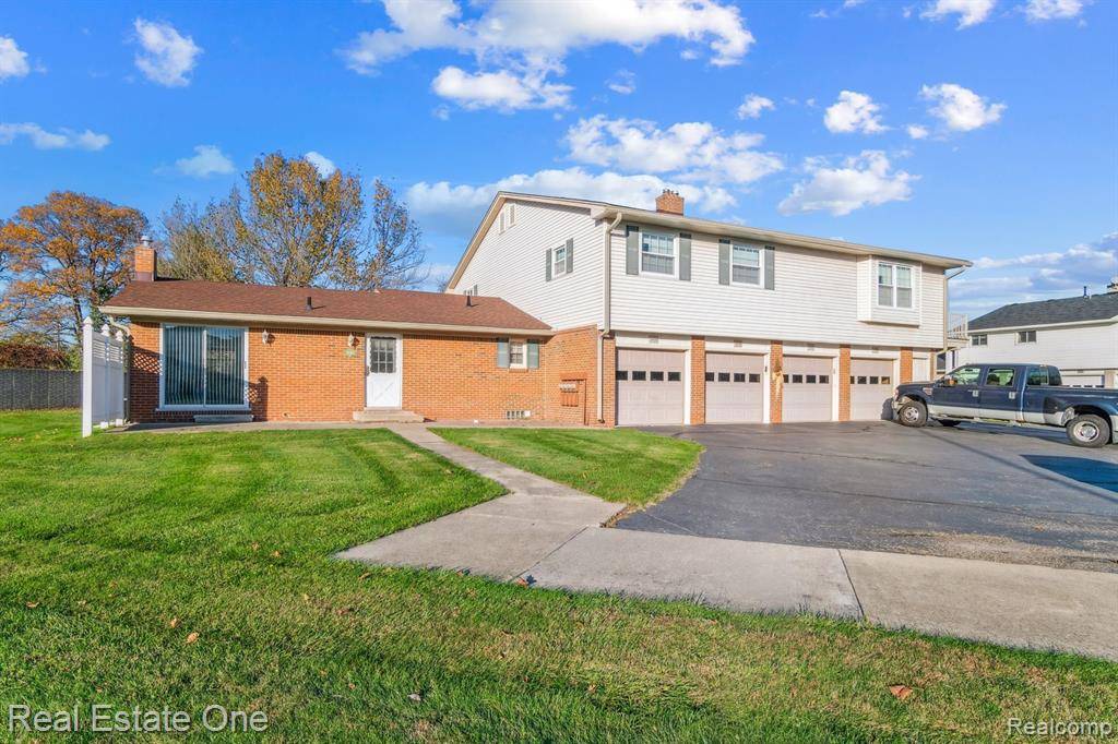 Gibraltar, MI 48173,30363 WINDSOR 25