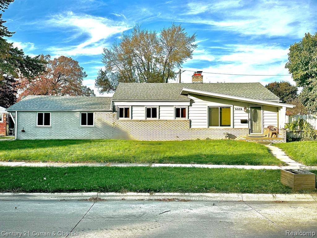 Warren, MI 48092,5035 LYONS Circle S