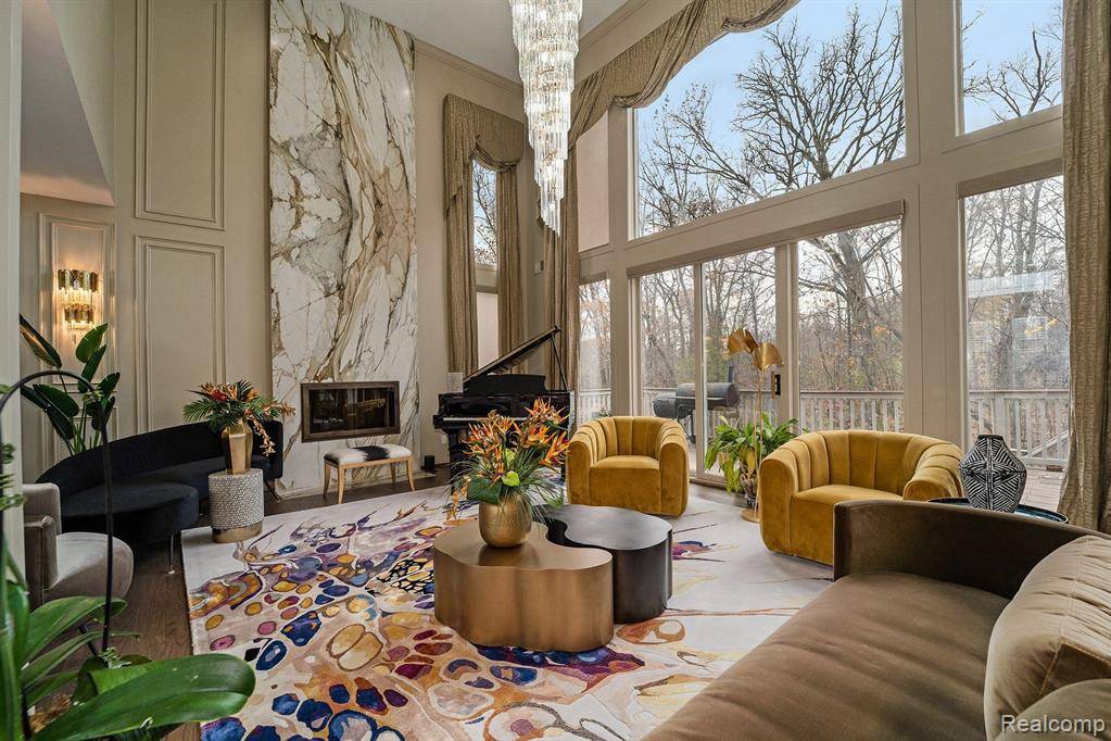 West Bloomfield Twp, MI 48322,6286 BRANFORD Drive