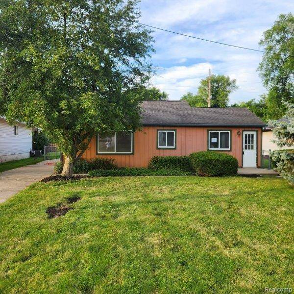 Waterford Twp, MI 48329,6354 SALINE Drive