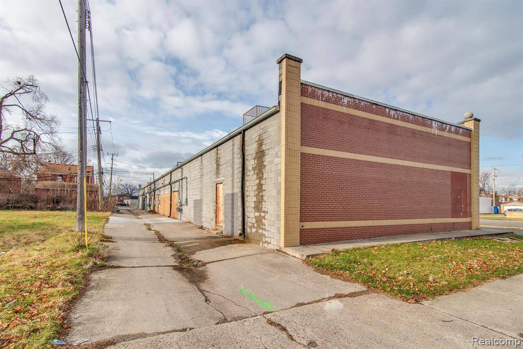 Detroit, MI 48235,14501 W MCNICHOLS Road
