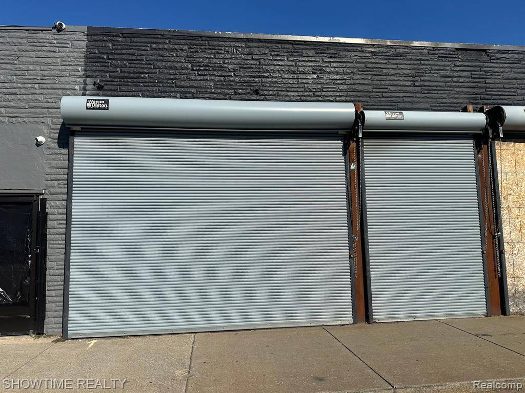 Detroit, MI 48235,17500 W 7 MILE Road