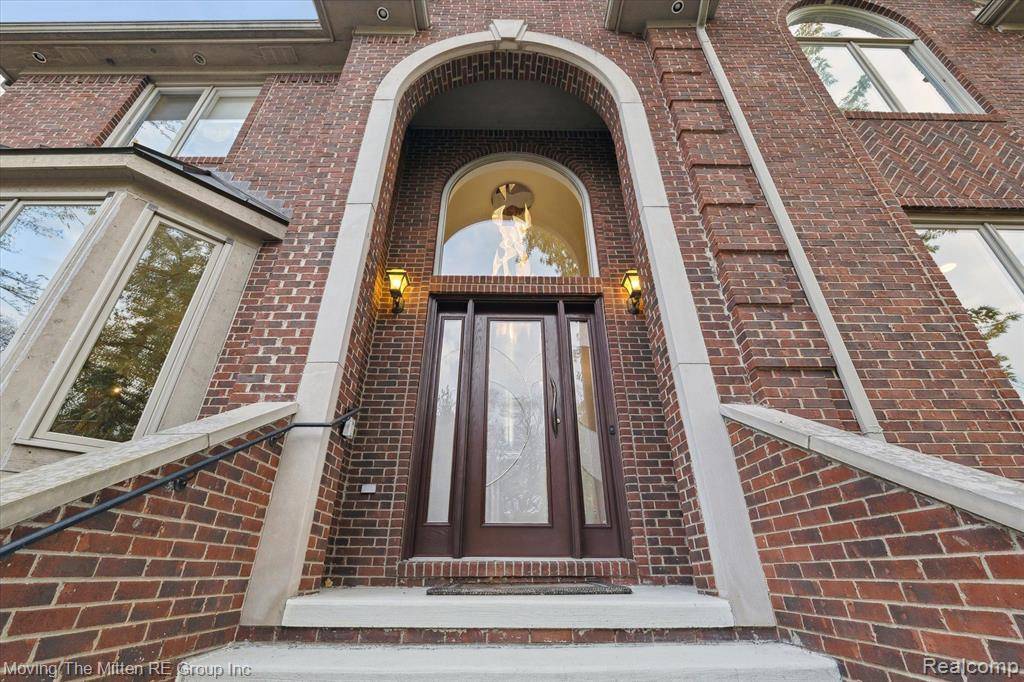 West Bloomfield Twp, MI 48323,5750 SUNNYCREST Drive