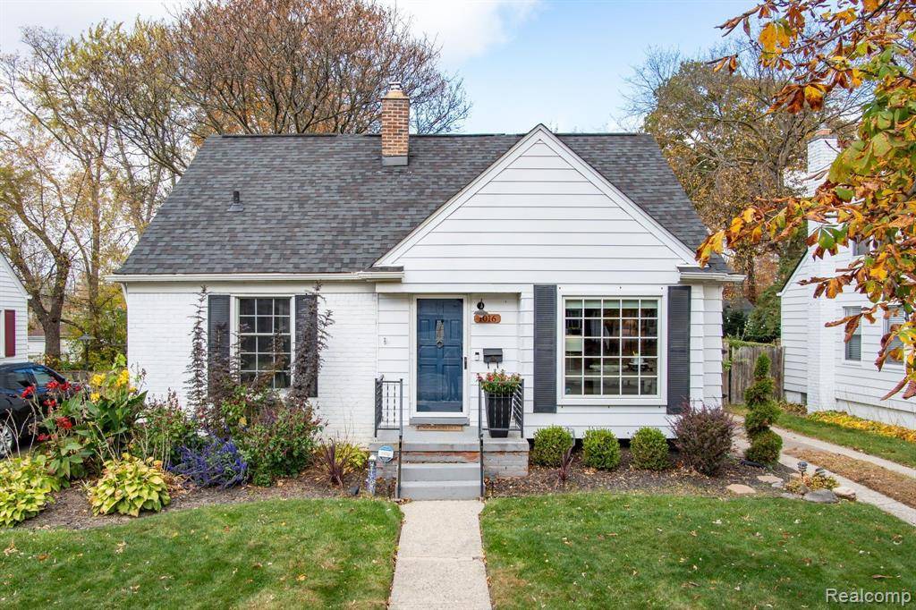 Royal Oak, MI 48067,1016 CATALPA Drive