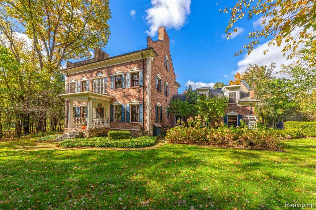 Rochester Hills, MI 48306,6230 WINKLER MILL Road