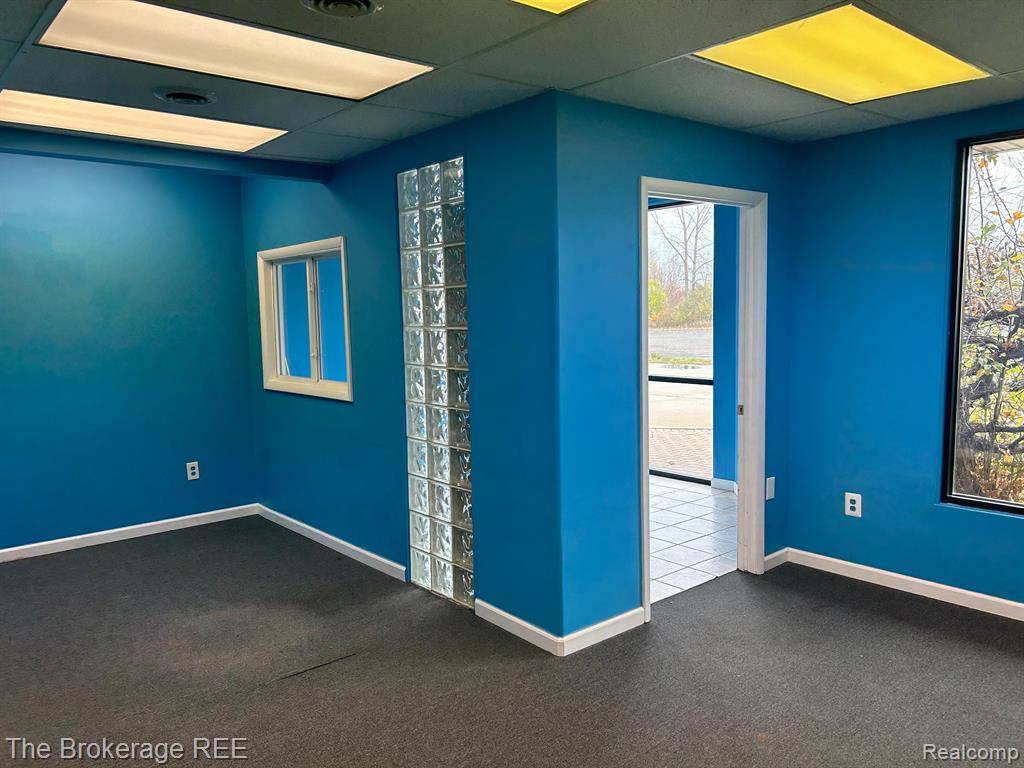 Fenton Twp, MI 48430,2084 W THOMPSON Road Z
